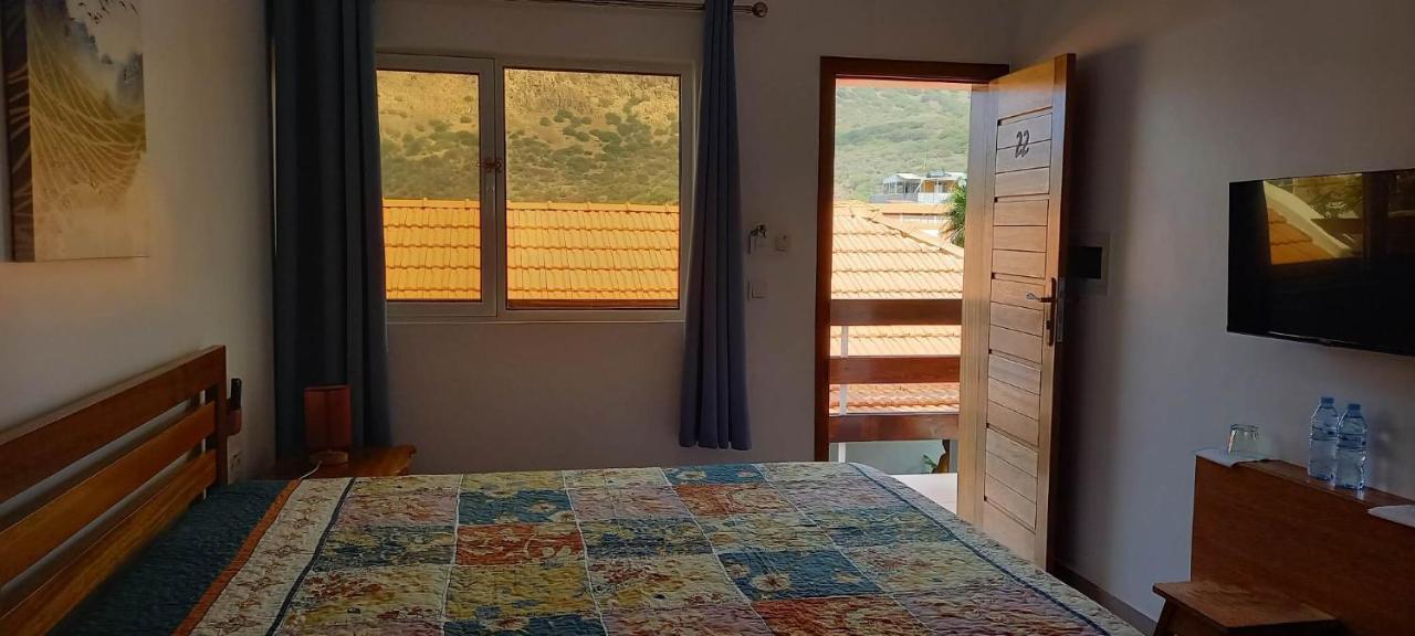 טאראפל Hotel Viajante מראה חיצוני תמונה