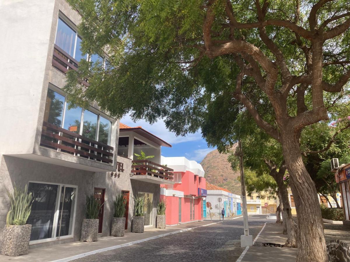 טאראפל Hotel Viajante מראה חיצוני תמונה