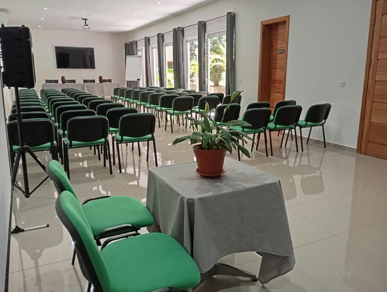 טאראפל Hotel Viajante מראה חיצוני תמונה